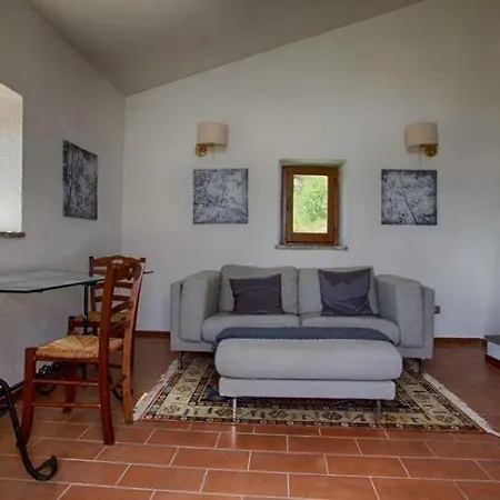 בית כפרי Borgo Monteluce פסיניאנו סול טרסימנו